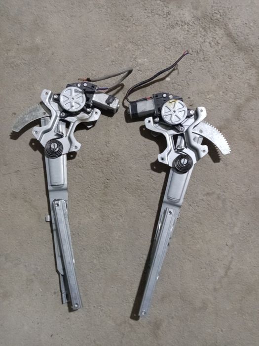 Matiz va damas labo uchun oyna kotargich.