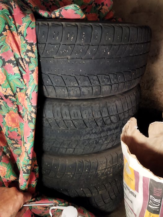 Срочно продаю шины