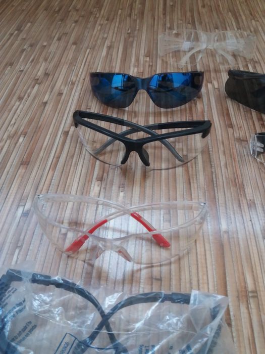 Защитные спец. очки