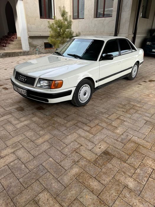 Продам ауди 100 в хорошем состоянии