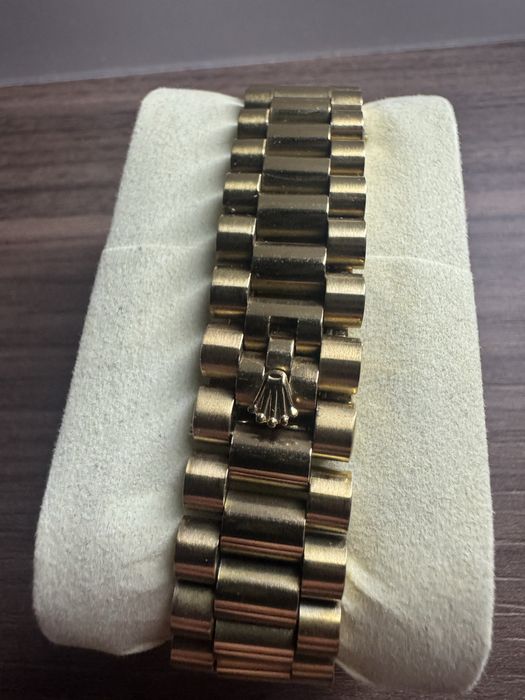 Rolex date date 24k gold black dial