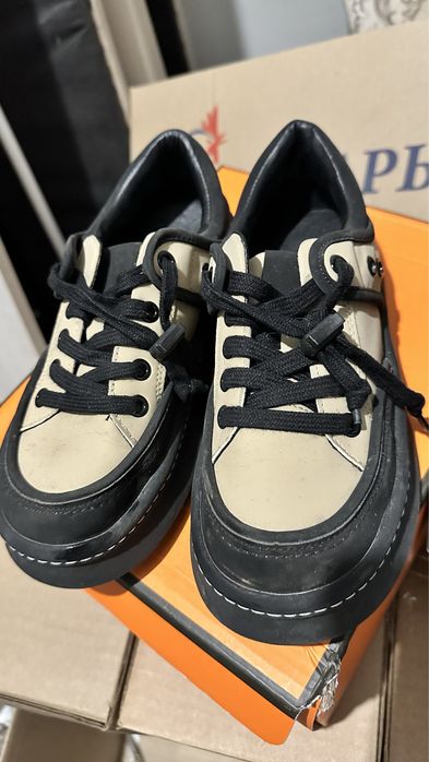 Одевали один раз супер обувь и для мальчика и для девочки 35 размер