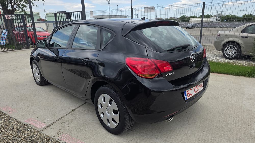 OPEL Astra 2012 — imagine 2