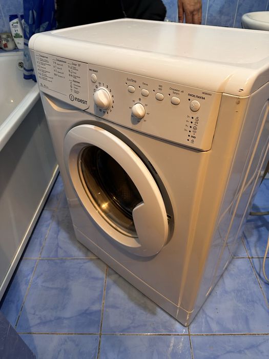 Продам на запчасти 2000тг