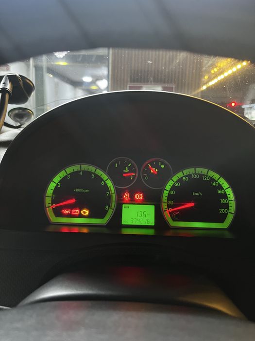 Chevrolet nexia 3 sotiladi