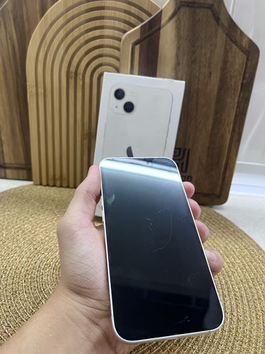 iPhone айфон 13 в отличном состоянии !