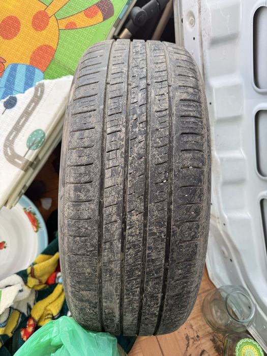 Продам летнию резину R19