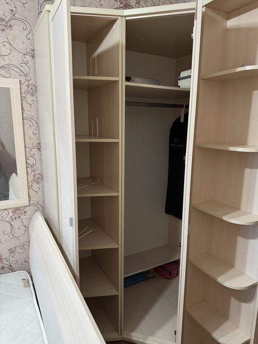 Спальный гарнитур в отличном состоянии