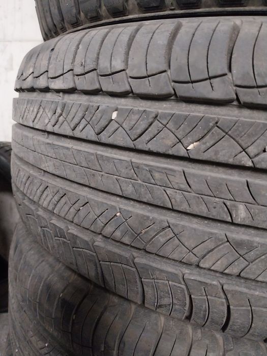 Гуми Мишелин 235 60 17