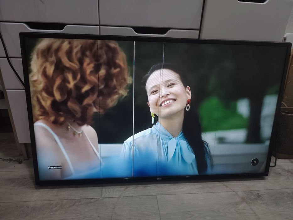 Телевизор Смарт 108 см диагональ