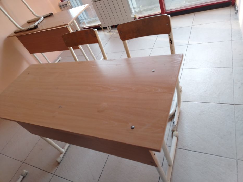 Школьные Парты со стульями2
