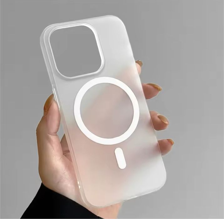 Iphone 14/15/16/PRO/MAX/PLUS Husa MagSafe Ultra Slim 0,1mm Hard Case