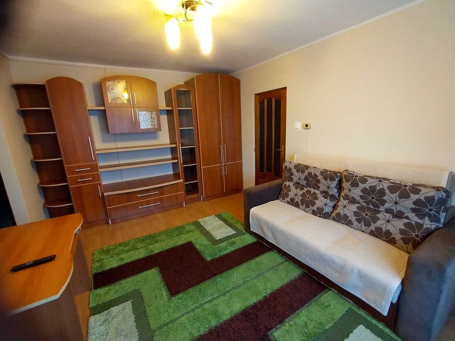 Apartament de închiriat cu două camere str. Păuleștii, zona Unio