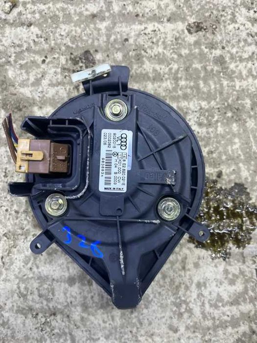 Мотор печки Audi A4 B6 B7