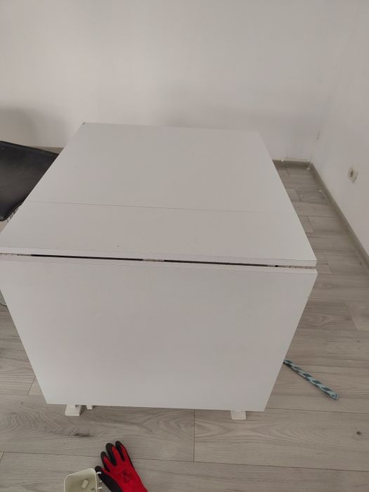 Masă 8 persoane impecabilă