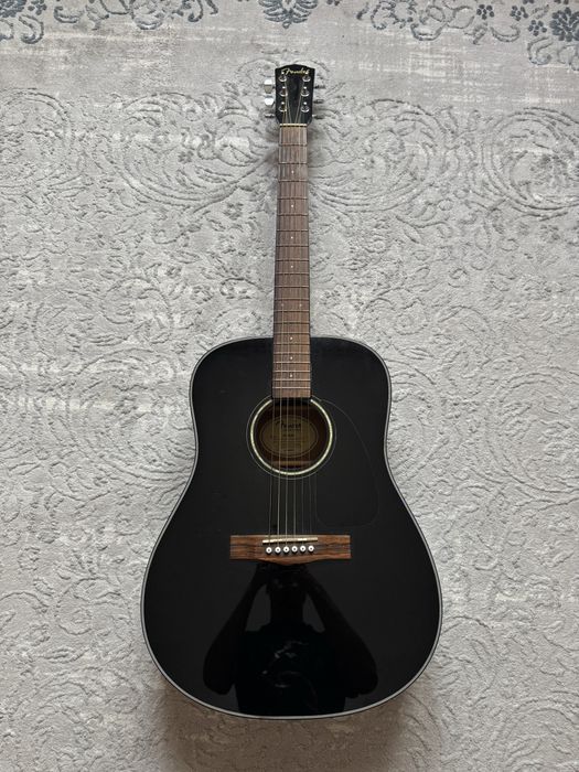 Гитара fender