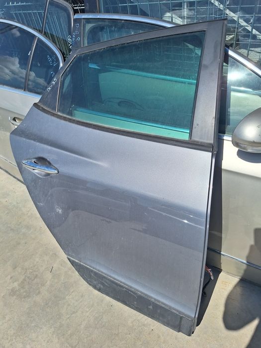 Задна дясна врата Hyundai IX35 / Хюндай ИХ35 2014г.