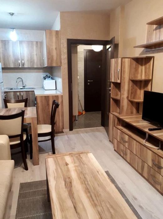 Дава се под наем Двустаен апартамент в Пловдив, Христо Смирненски - 61 кв.м за 410 € - Снимка #1