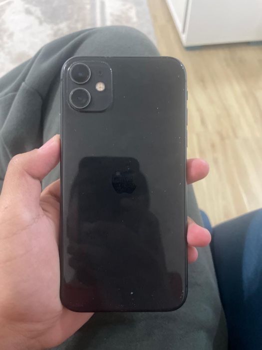 Айфон 11,12 продам