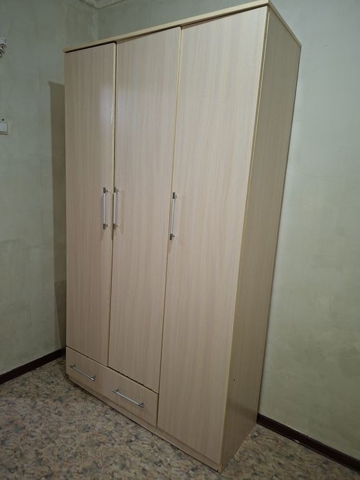 2 шкафа для одежды СРОЧНО