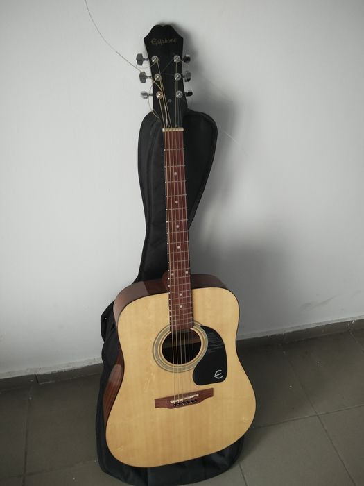 Продам Гитару Epiphone Songmaker DR-100