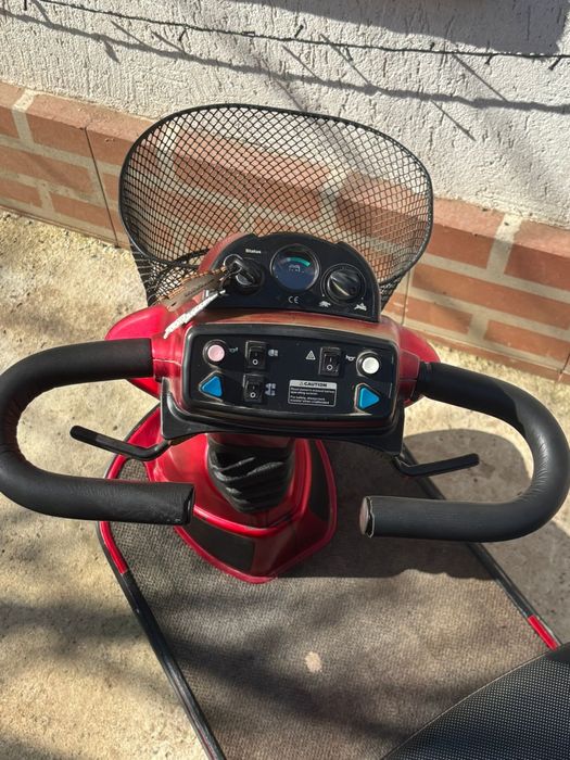 Scuter electric dizabilități Pride Legend