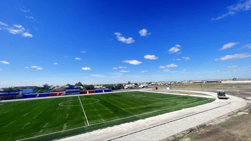 Искусственный газон, футболное поле, трава