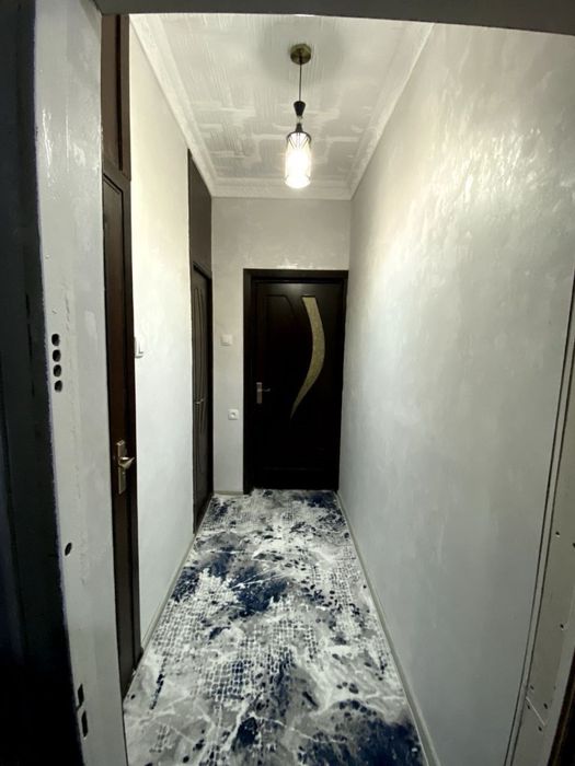 Chilonzor 19 2/4/4 srochni sotiladi