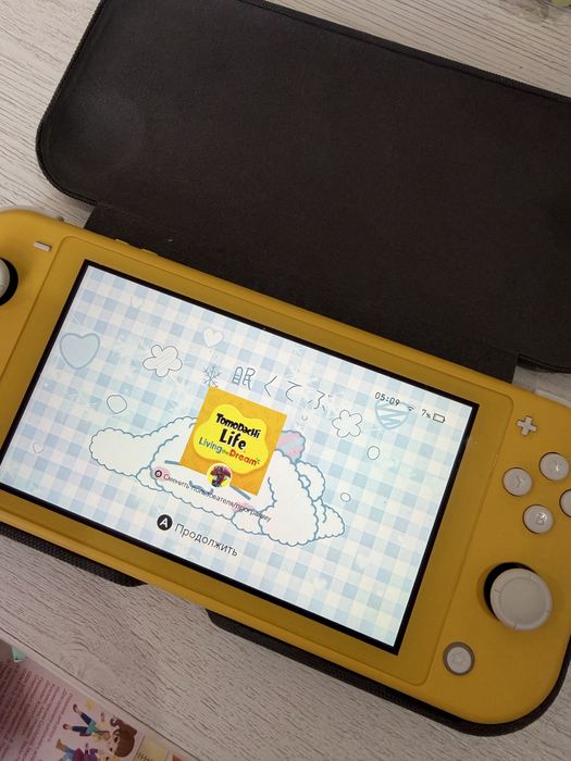 продам прошитый nintendo switch lite