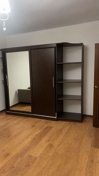 Продам шкаф для спальни и гостиной