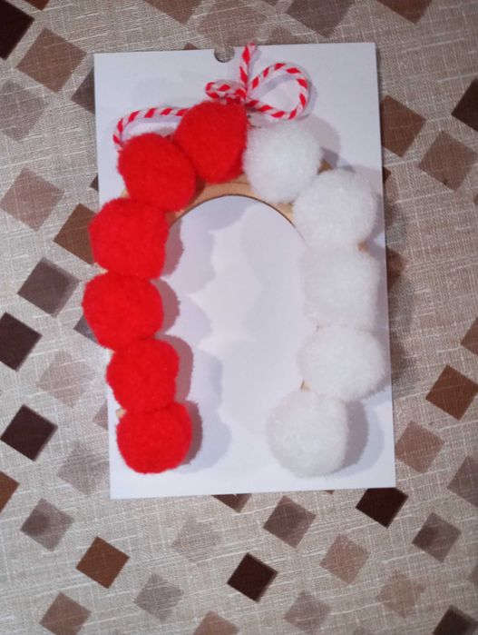 Продавам голями домашни Мартеници