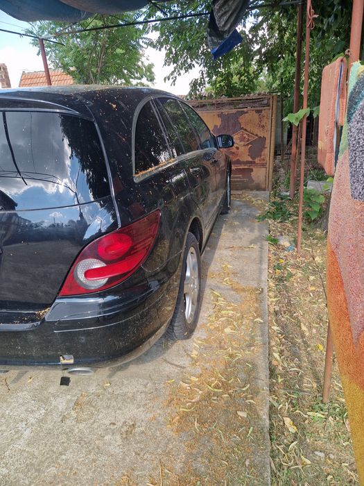 Mercedes benz R class