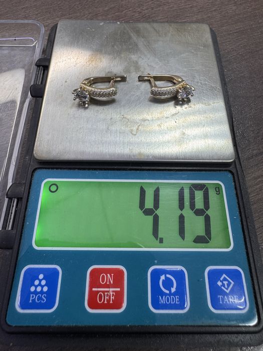 Продам набор 585 пробы