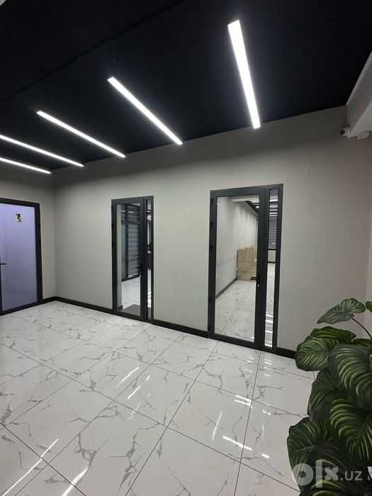 Сдам 100 м² Офис в Аренду. Ц-Квартал. метро Мирзо Улугбек. Чиланзар!