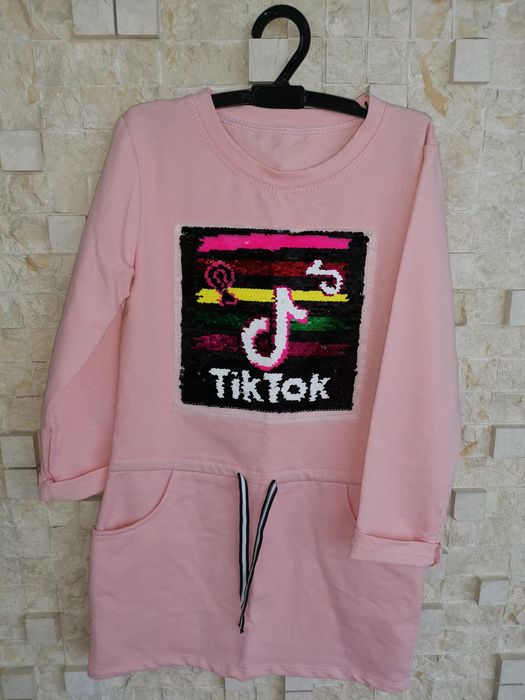 Рокля Тик Ток - 9г  и Рокля черна 9г