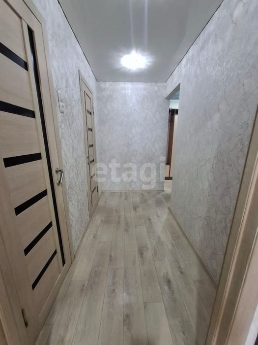 Продаётся светлая и тёплая 3-комнатная квартира в 20 микрорайоне.