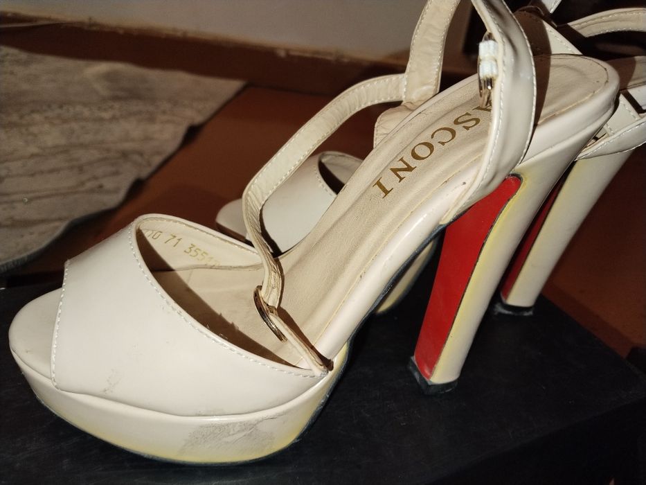 Туфли женские 35