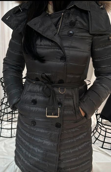 Geaca burberry marimea xs