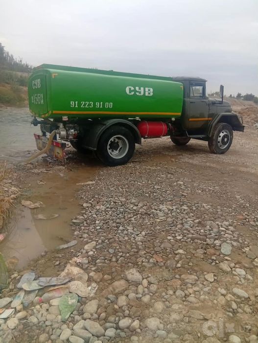Зил водовоз 130.