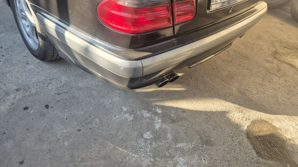 Продам бампер 210 рест