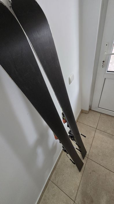 Schiuri Dynastar Intense 8 2020/2021