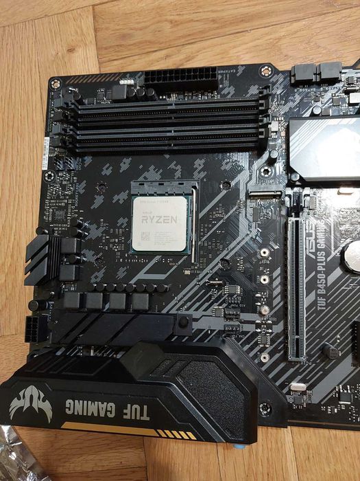 AMD Ryzen 7 3700X + Asus TUF B450 Plus Gaming