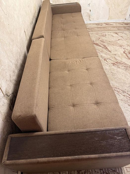 Продам диван в хорошем состоянии