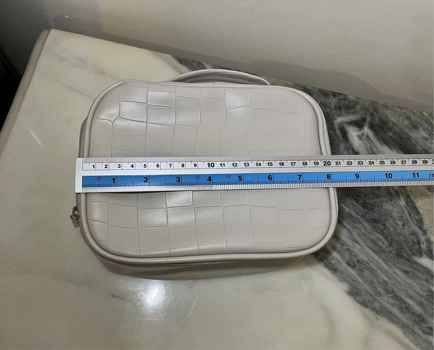 Косметички  б/у 800 тенге