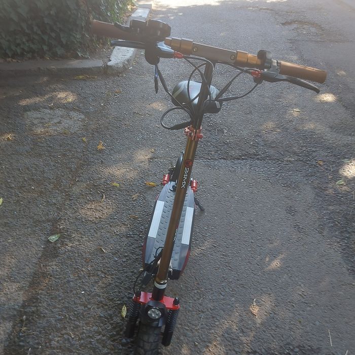 Trotineta electrica.