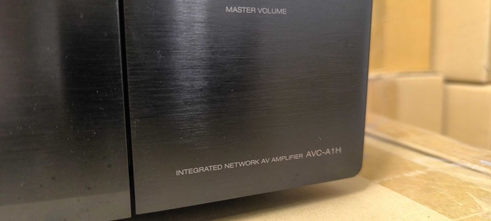Denon AVC-A1H 15.4ch 8K флагмански AV усилвател / ресивър