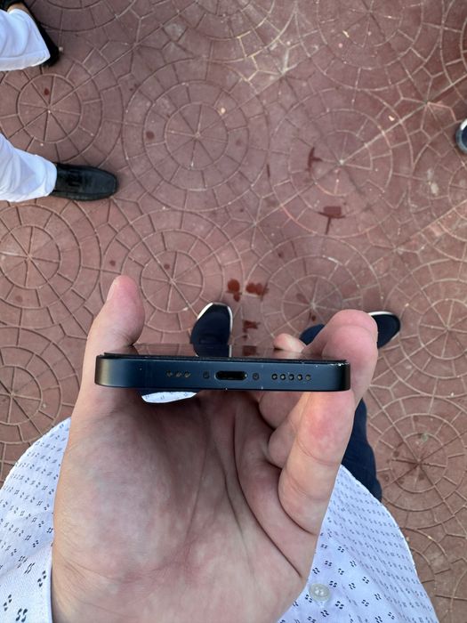 iphone 13 128 black RK/A xolati ortacha srochna sotiladi oladigalla