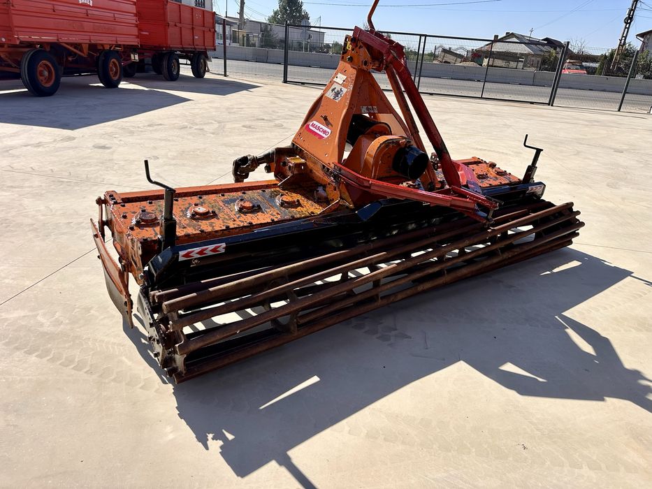 Freza Grapa rotativa Pivotanta Maschio 3 m ////piese utilaje