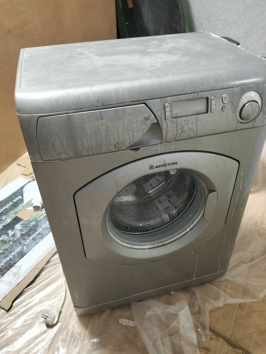 Продам стиральную машинку