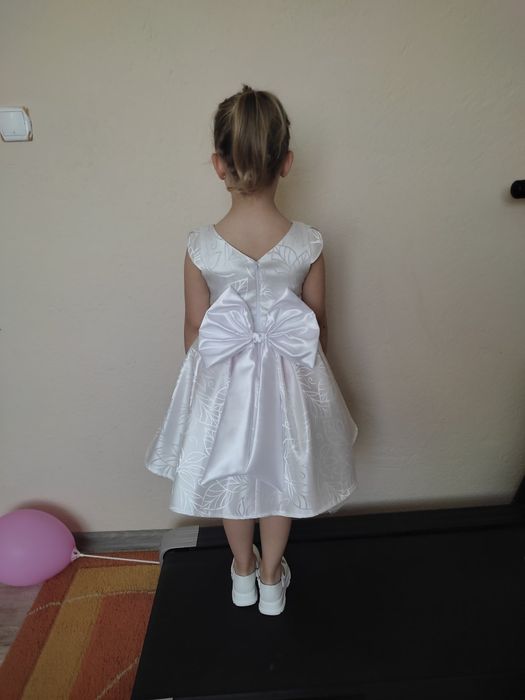 Шаферска рокля р-р 116-122